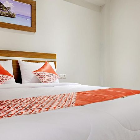 Super Oyo 2756 Anata Hotell Makassar Exteriör bild