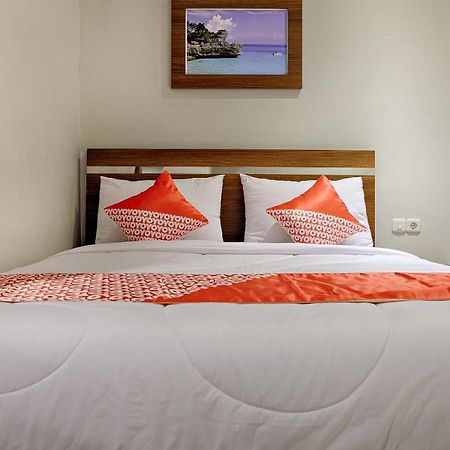 Super Oyo 2756 Anata Hotell Makassar Exteriör bild