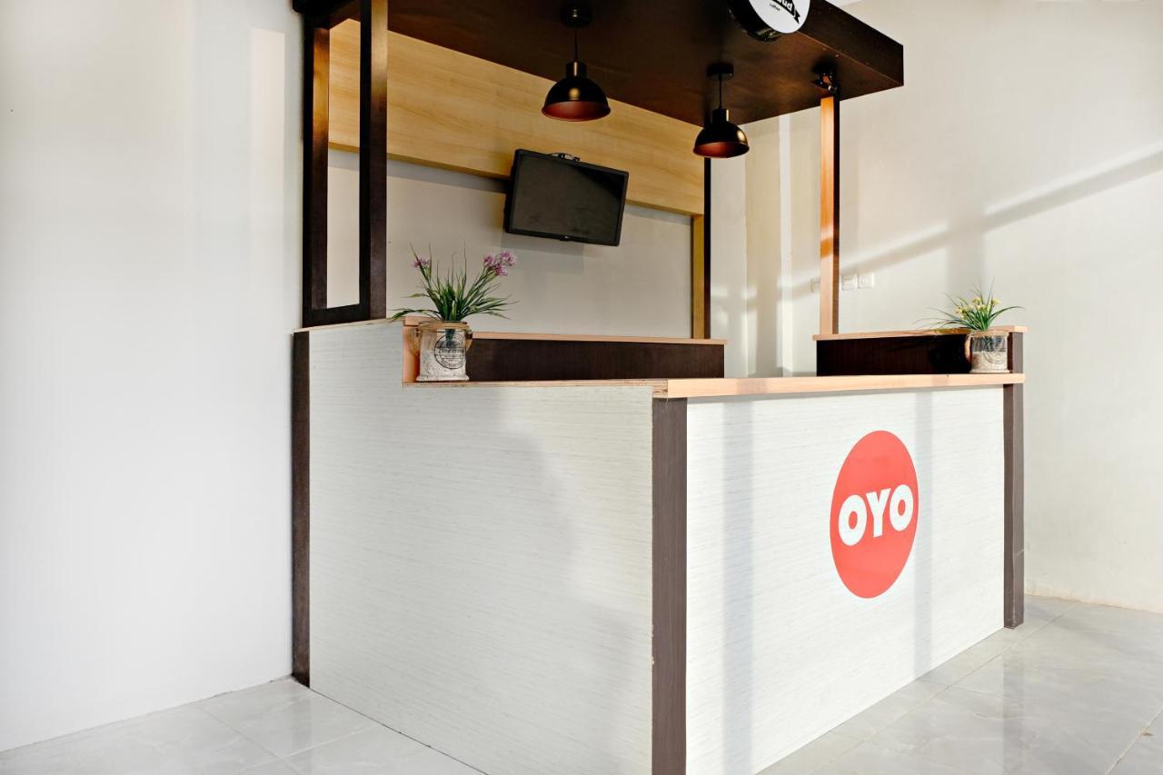 Super Oyo 2756 Anata Hotell Makassar Exteriör bild